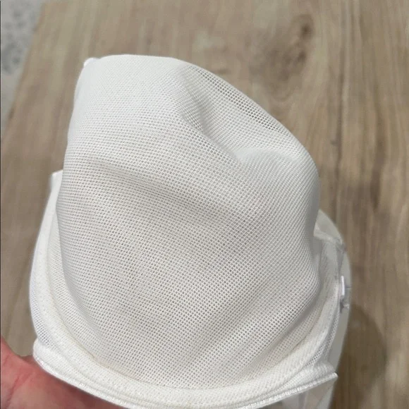 Chantelle Aeria Lightweight Mesh Convertible Bra - Picture 3 of 5